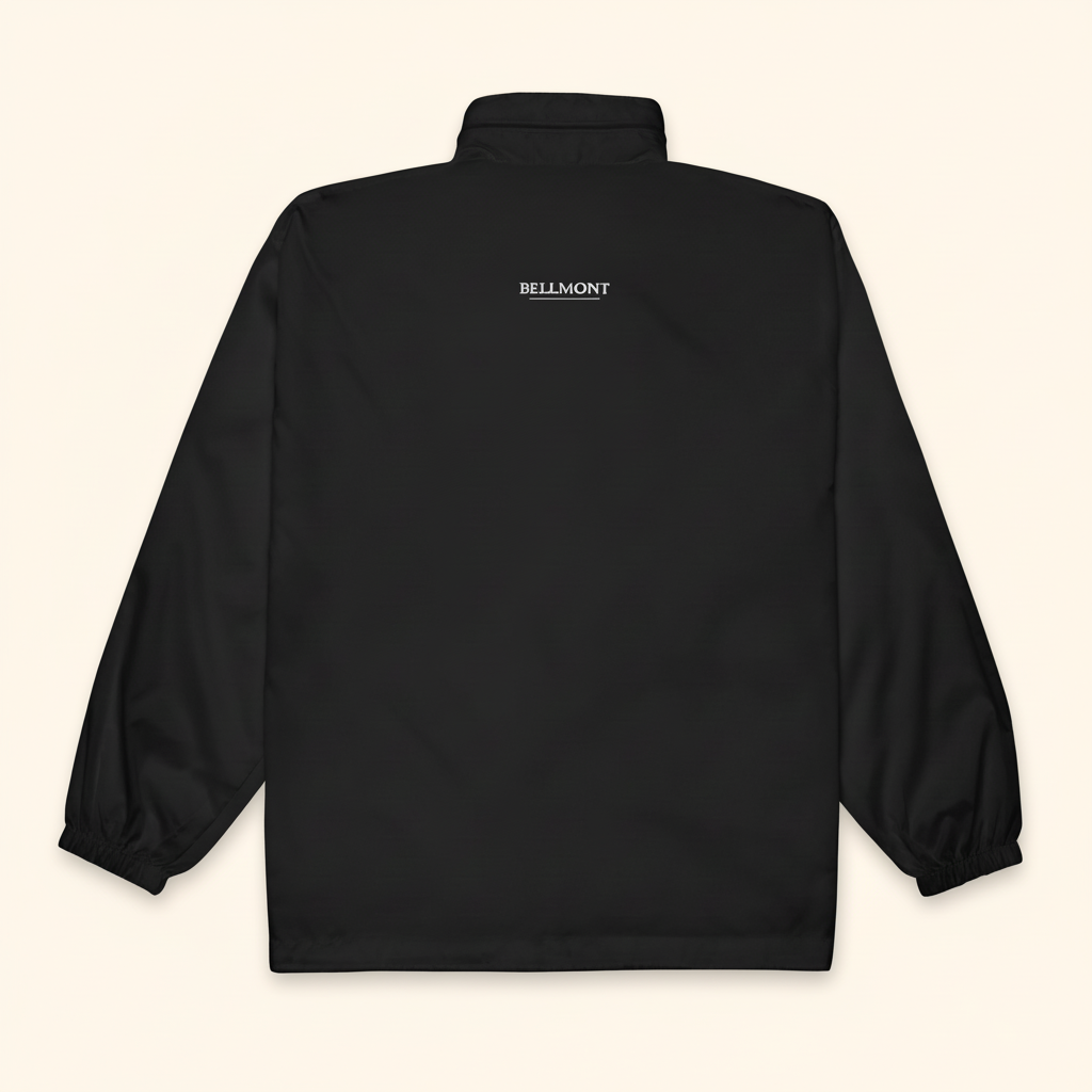 Windbreaker Schwarz Rückseite – #F7F5F2